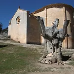 Fuente Del Pino Canon De Rio Lobos *