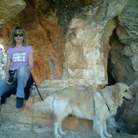 Fuente Del Pino Canon De Rio Lobos