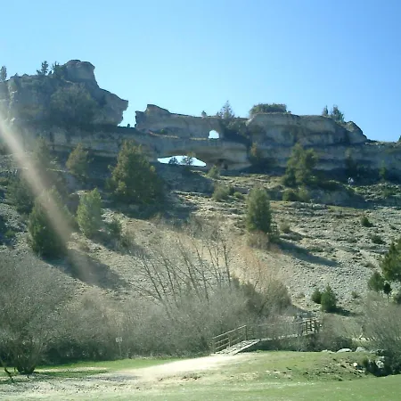 Fuente Del Pino Canon De Rio Lobos *