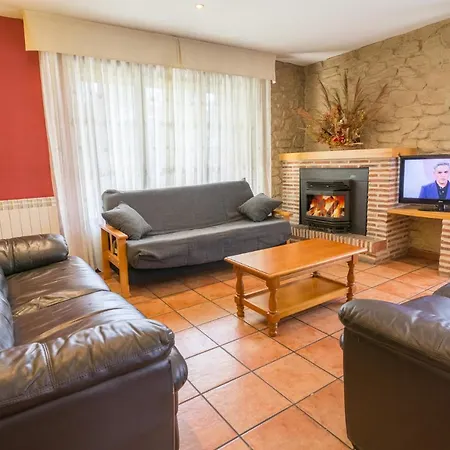 Fuente Del Pino Canon De Rio Lobos