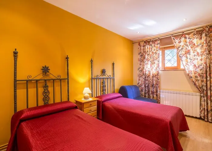 Fuente Del Pino Canon De Rio Lobos *